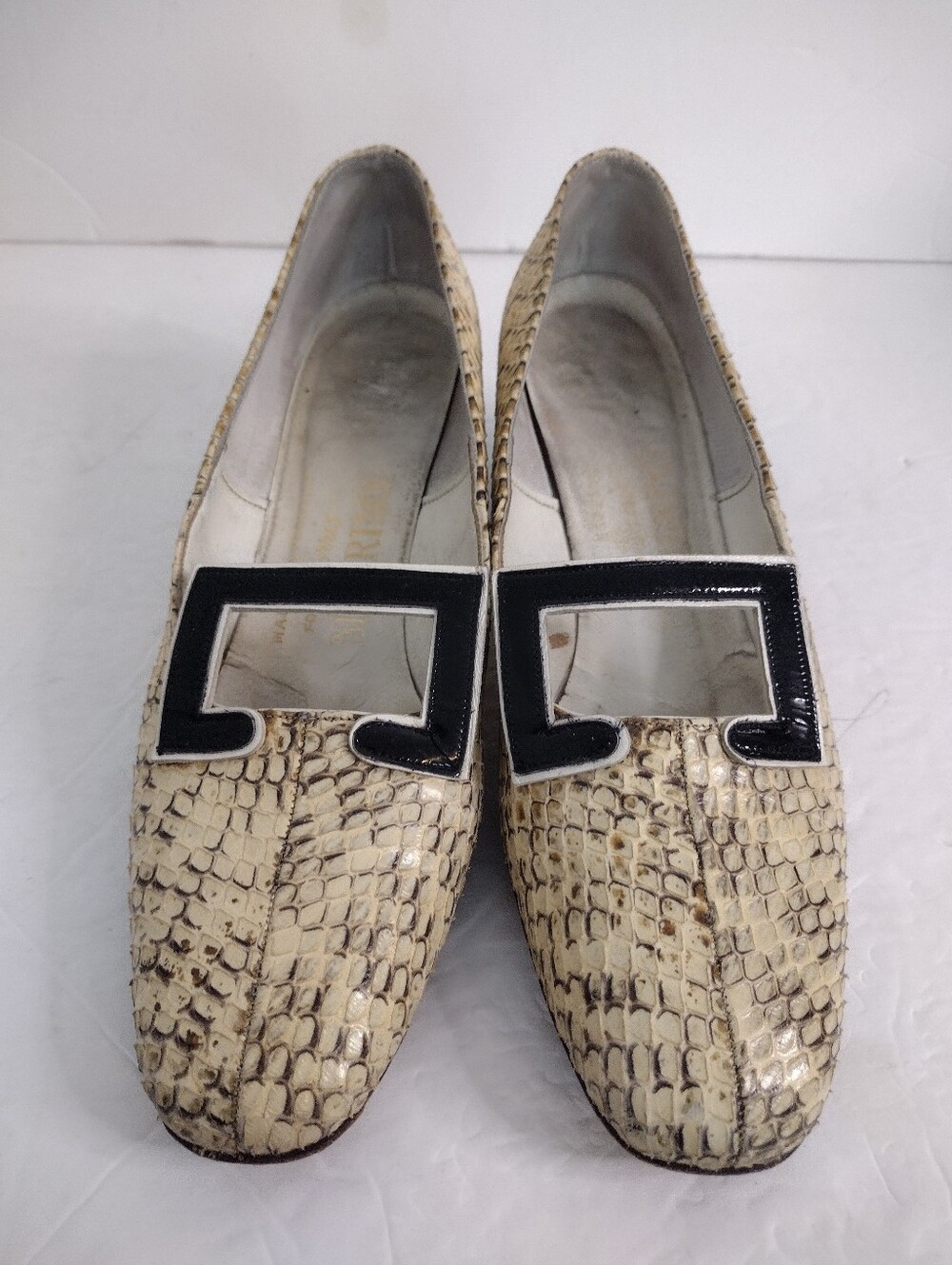 Vintage 60s Mod Snakeskin Pumps Size 6 Square Toe Pilgrim Buckle Kitten Heels - Picture 8 of 12